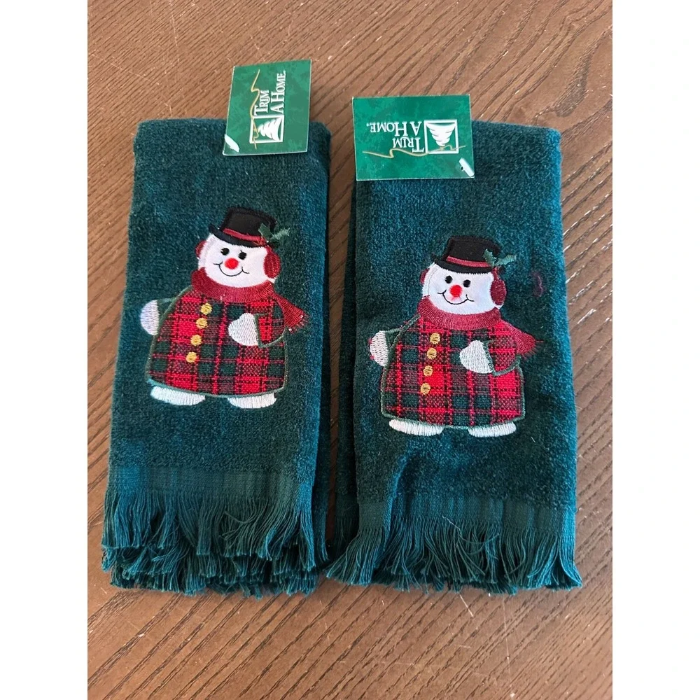2 VTG‎ Green Kmart Snowman Christmas Winter Fingertip Towels Trim A Home NOS